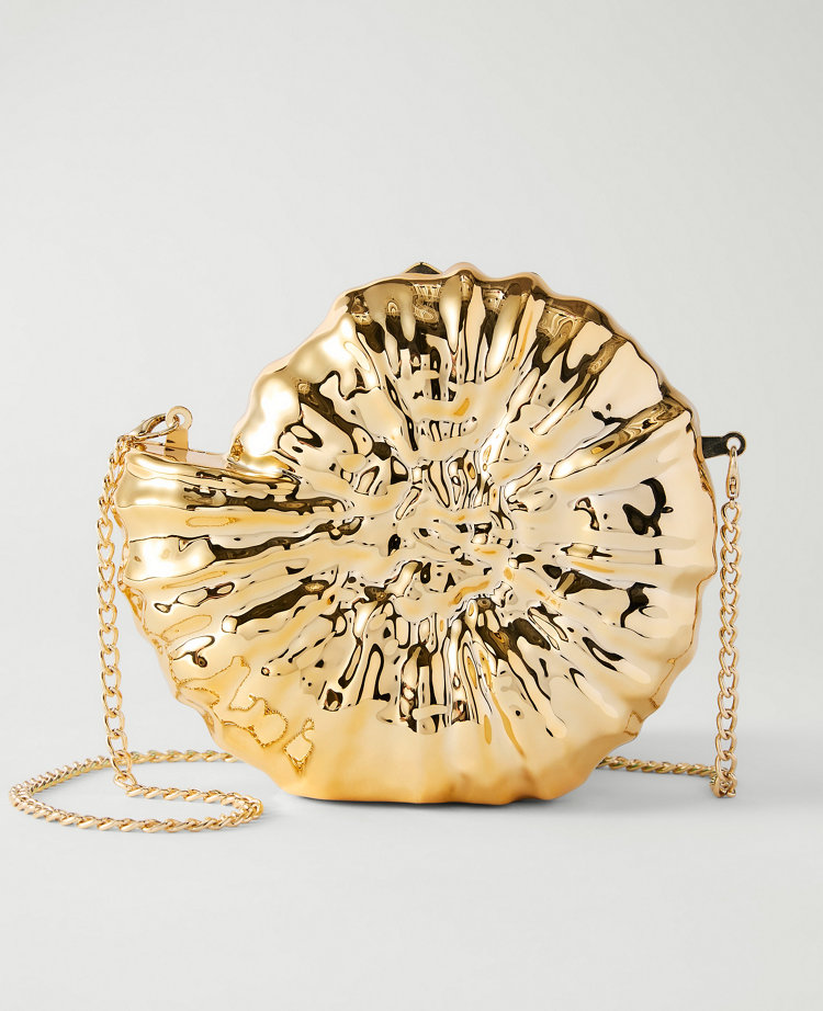 Metal Conch Clutch