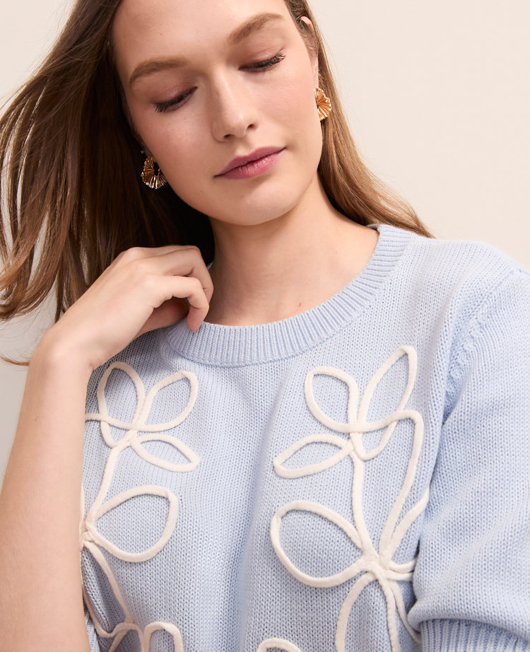 Floral Appliqu&eacute; Sweater Tee