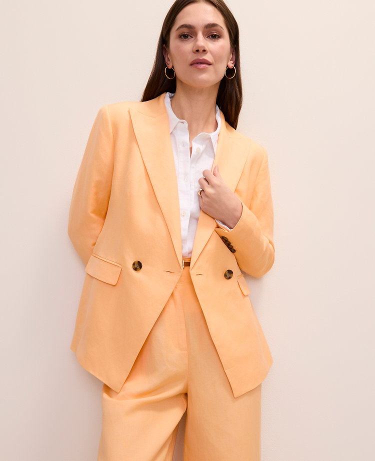 The Petite Double Breasted Cutaway Blazer in Linen Blend