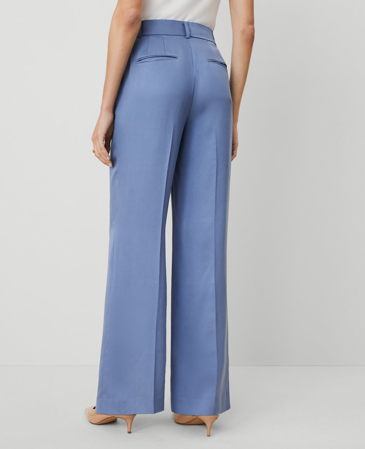 The Petite Perfect Wide-Leg Pant