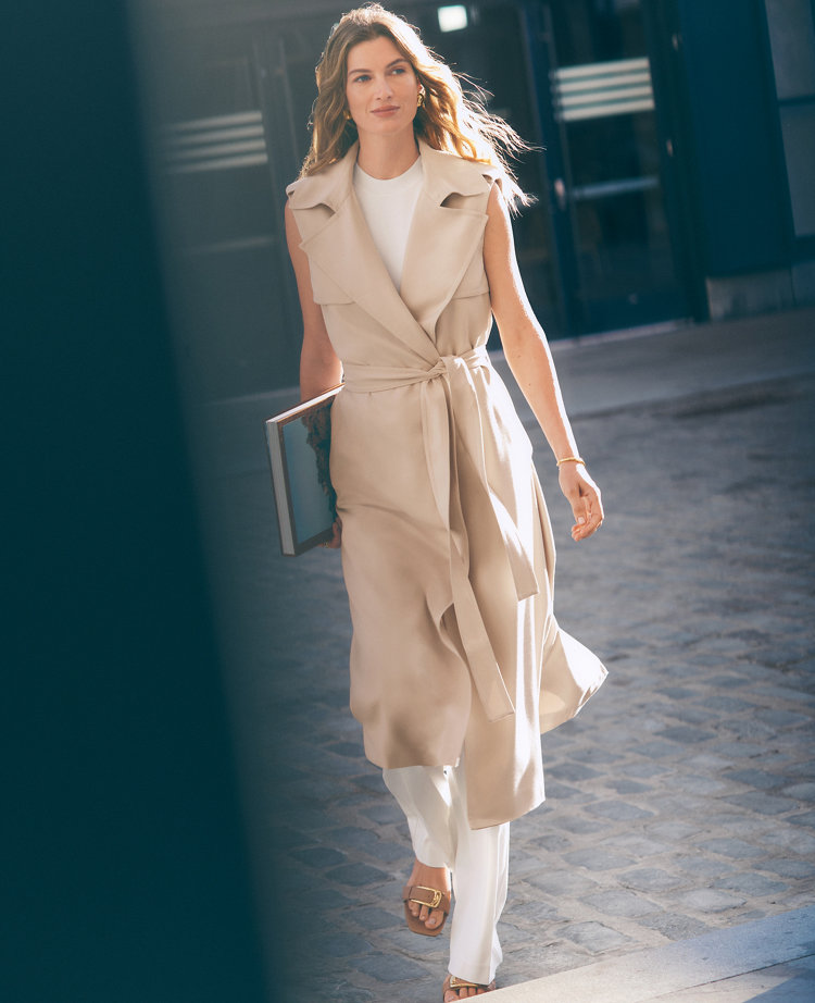 Sleeveless Trench Coat