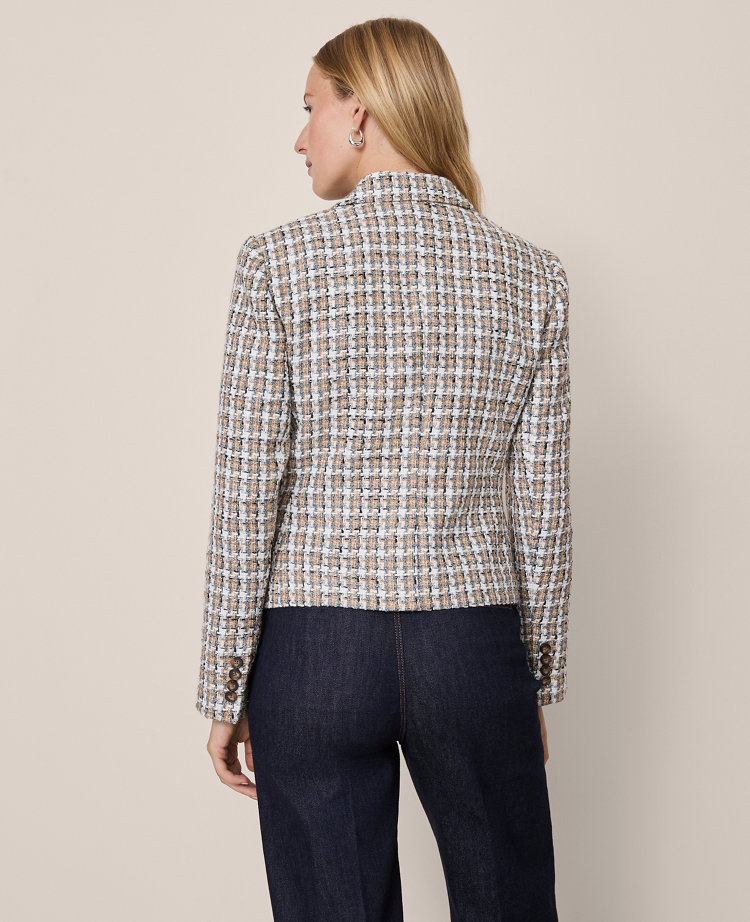 The One Button Fitted Blazer in Tweed