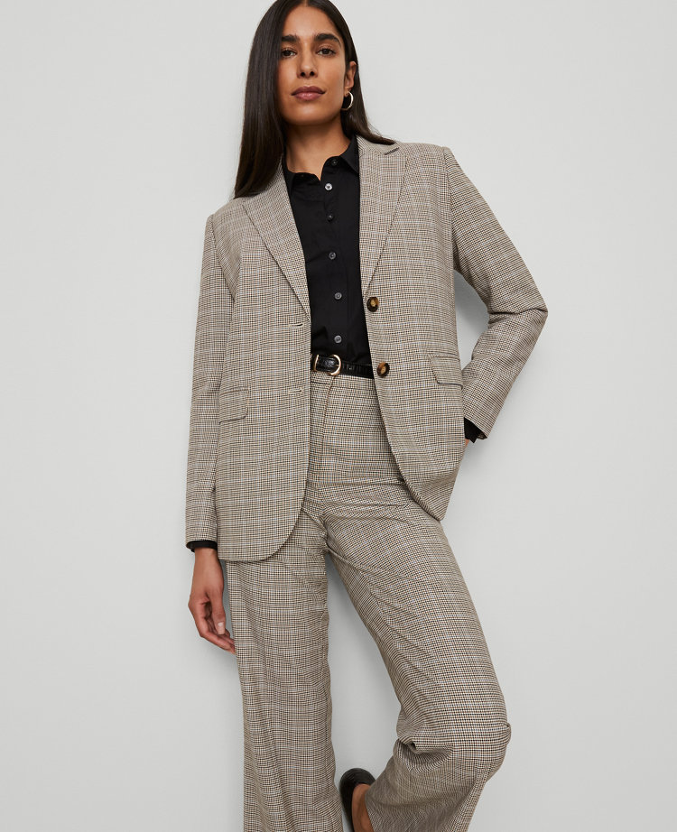 The Oversized Cutaway Blazer in Plaid