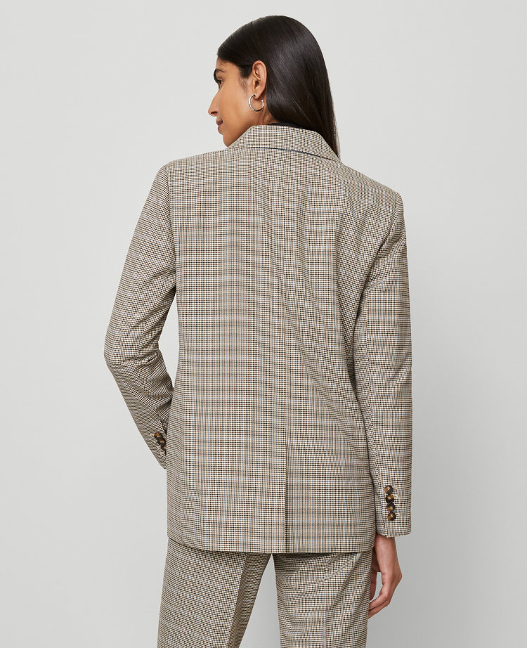 The Oversized Cutaway Blazer in Plaid