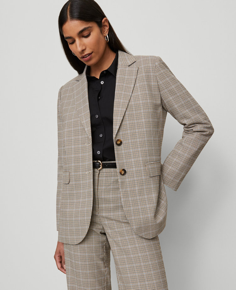 The Oversized Cutaway Blazer in Plaid