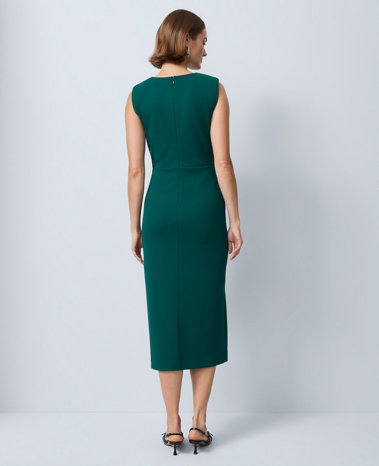 Crew Neck Twist Sheath Dress