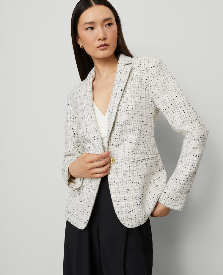 The Petite Hutton Blazer in Tweed