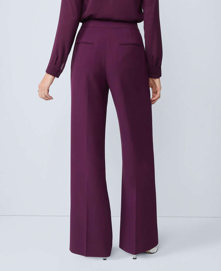 The Petite Wide-Leg Pant in Fluid Crepe — Curvy Fit