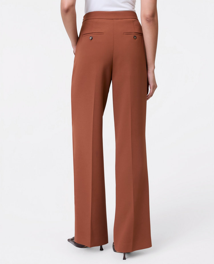The Petite Wide-Leg Pant in Crinkle Crepe