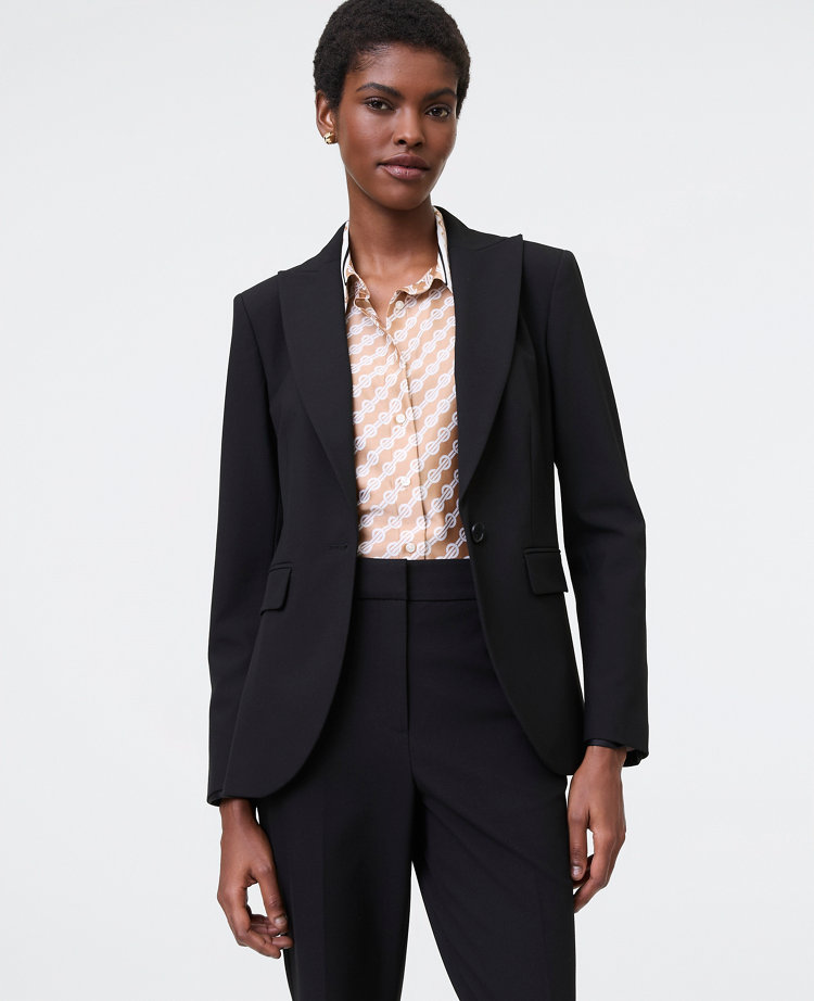 The Petite Fitted Long Blazer in Seasonless Stretch