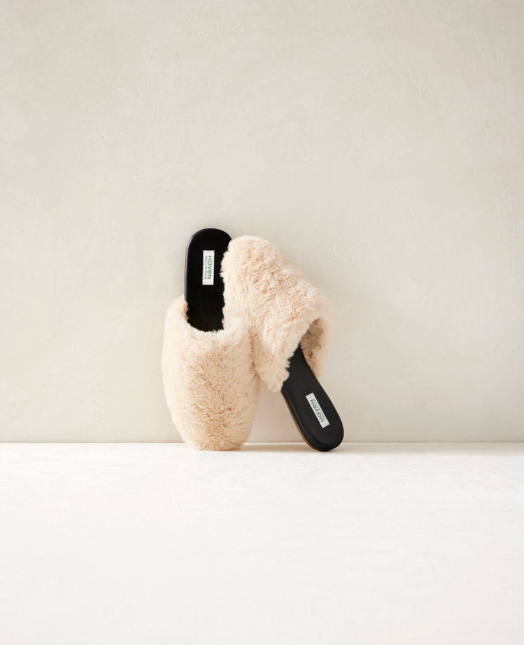 Mule slides with fur hot sale