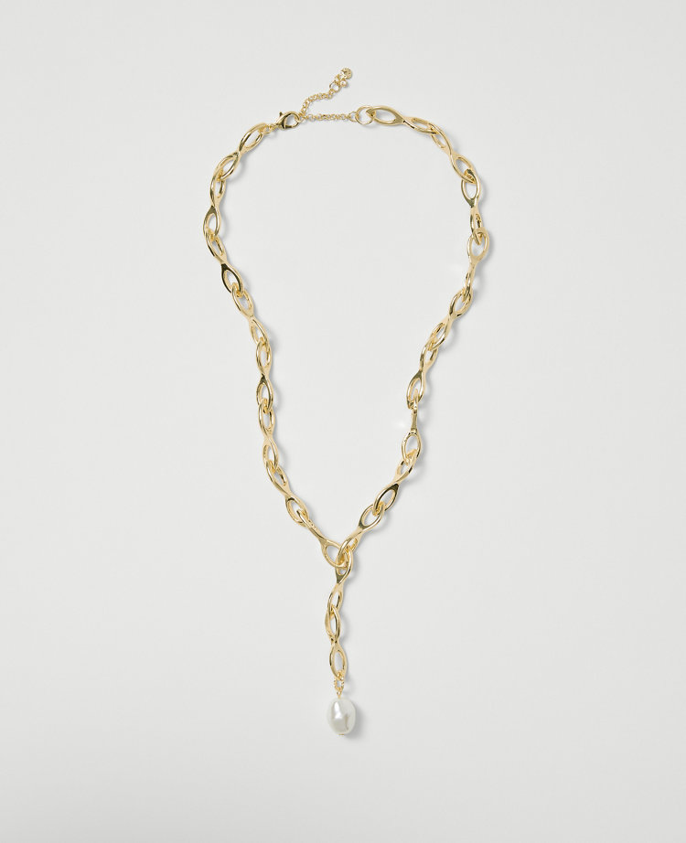 Pealized Lariat Necklace