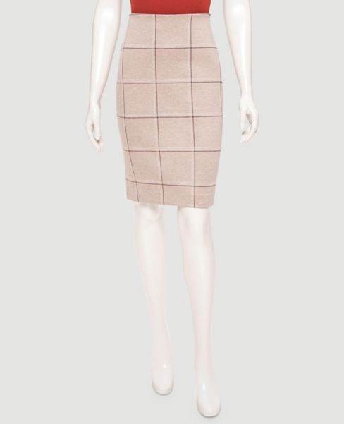 Image of Ann Taylor Factory Plaid Pull On Pencil Skirt