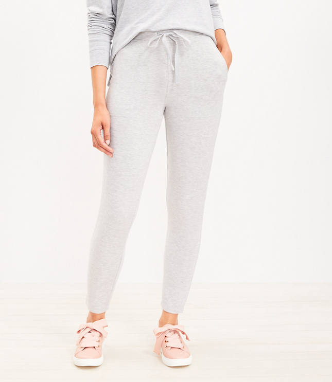 Lou & Grey Essential Leggings, Loft's Cosy Loungewear Pieces Are 50% Off  Right Now, So What Are You Waiting For?