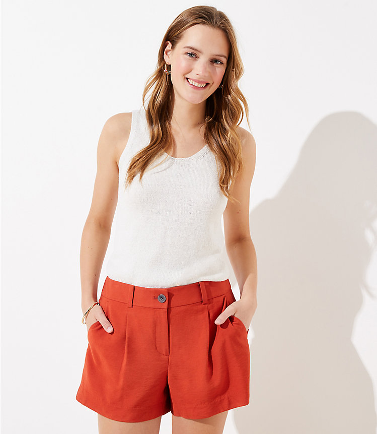 Textured Pleated Shorts image number null