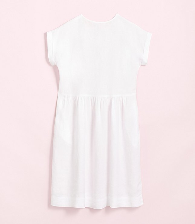 white linen dress with pockets