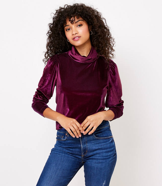 Velvet roll shop neck top