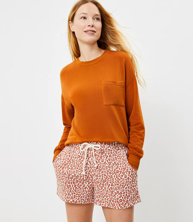 Lou & Grey Signature Softblend Shirttail Sweatshirt