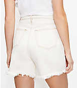 Curvy Fresh Cut High Waist Boyfriend Shorts in Whitewashed carousel Product Image 3