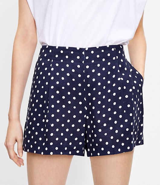 Loft The Pleated Pull On Short in Polka Dot