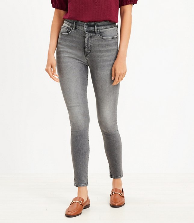 High Rise Sculpt Jeggings in Light Grey Wash - Jeans