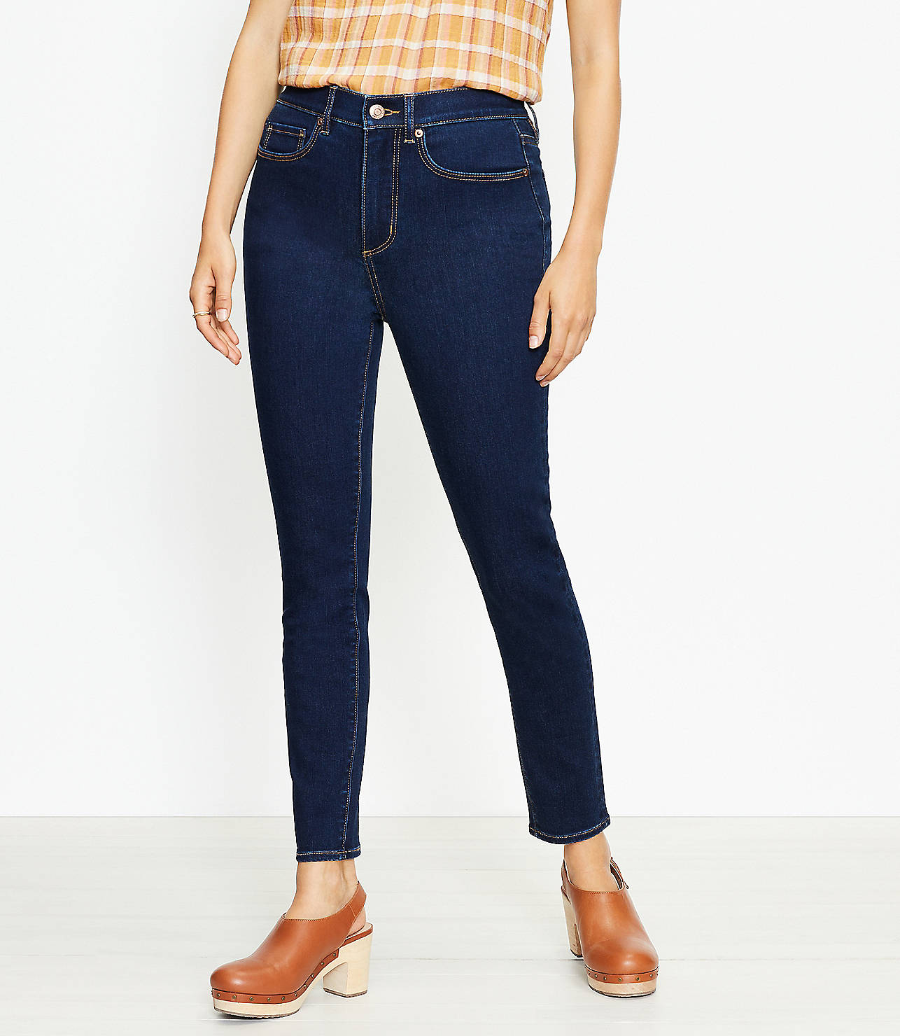 Petite High Rise Skinny Jeans in Rinse Wash