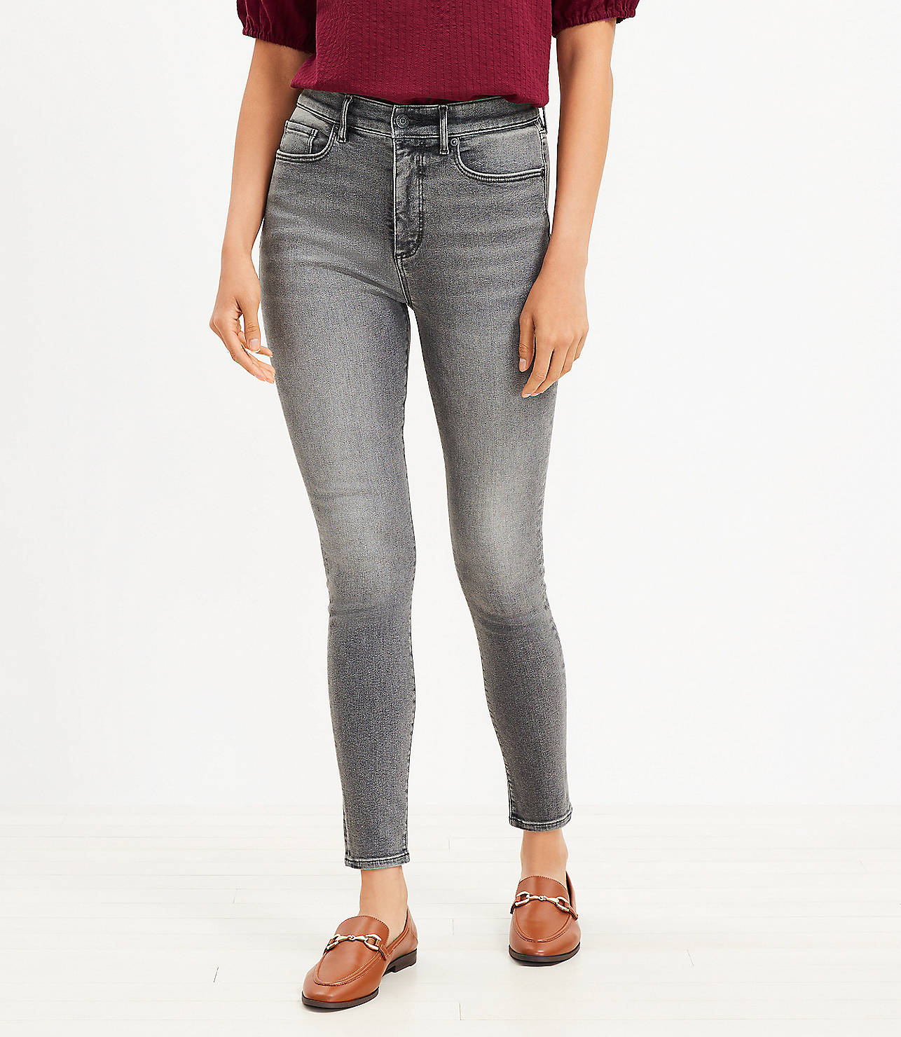 Tall High Rise Sculpt Jeggings in Light Grey Wash