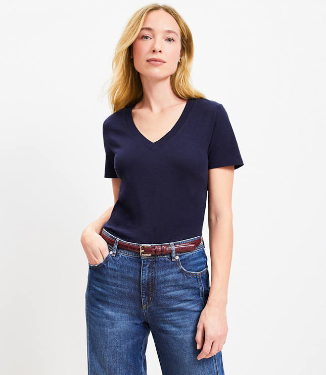 Everyday V-Neck Tee image number null