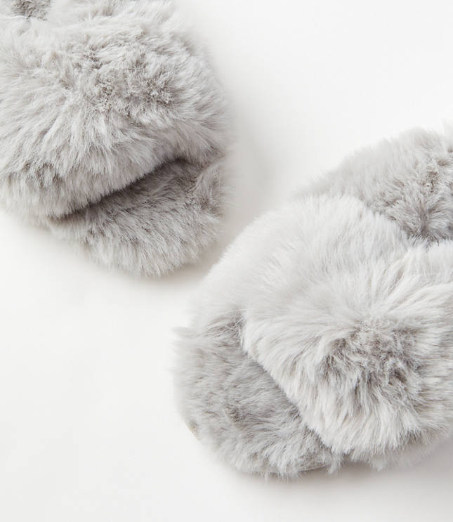 Knot twist best sale fur slippers