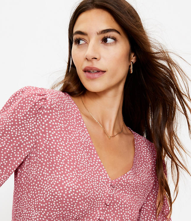 Dotted Seamed V-Neck Blouse