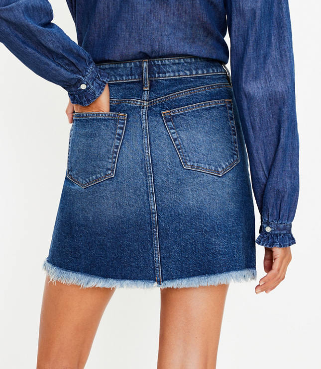 Frayed Denim Skirt in Dark Stone Wash