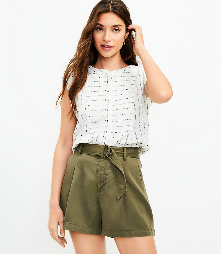 Belted Pleated Shorts image number null