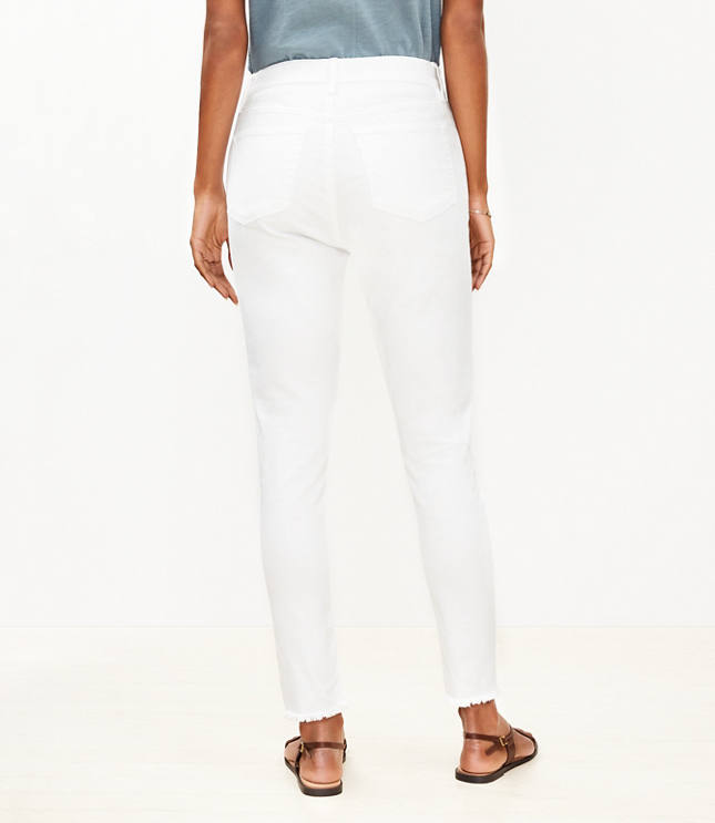 Petite Curvy High Rise Frayed Skinny Jeans in White