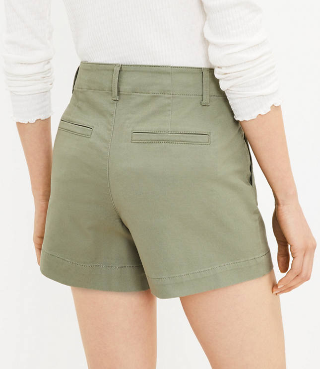 Curvy Monroe Chino Shorts with 6 Inch Inseam