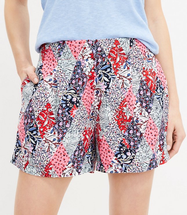 Loft Petite Pleated Pull On Shorts in Patchwork Bloom