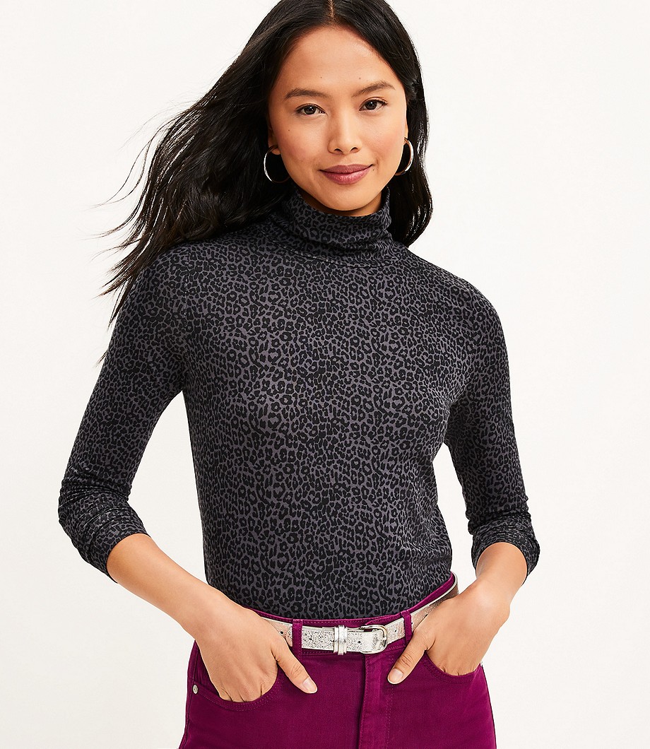 Leopard Print Long Sleeve Turtleneck