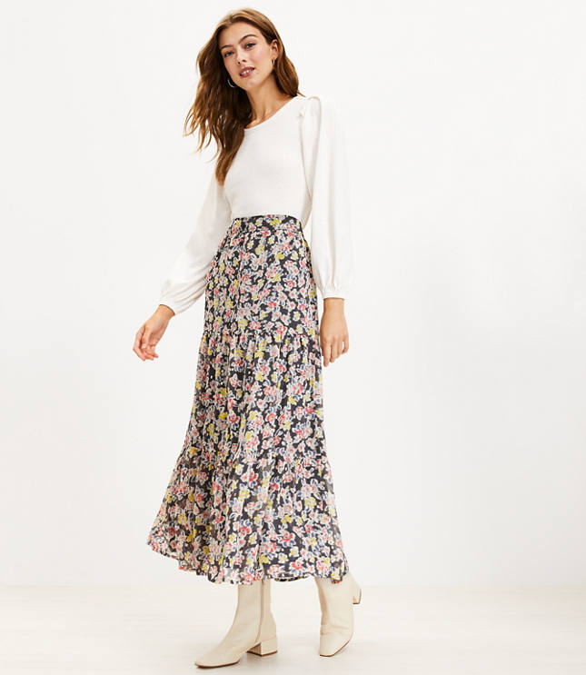 Glamorous tiered maxi 2025 skirt in autumn floral