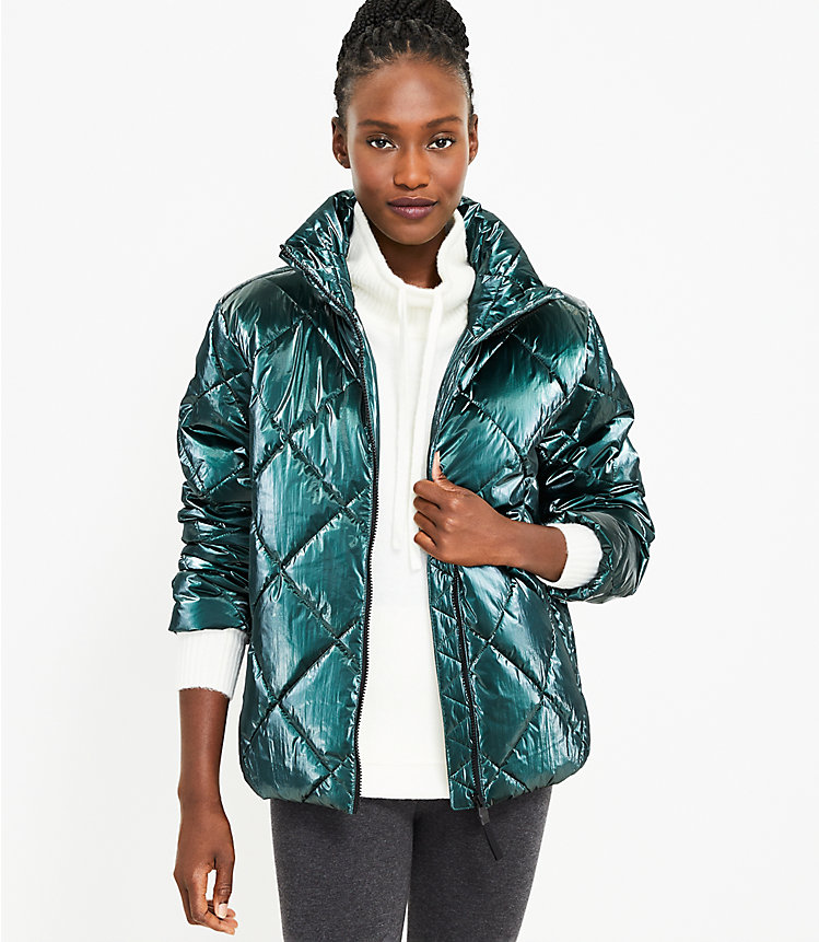 Lou & Grey Shimmer Quilted Puffer Jacket image number null
