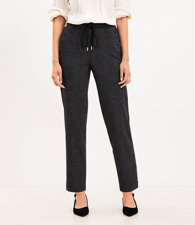 Pull On Straight Pants in Houndstooth Ponte