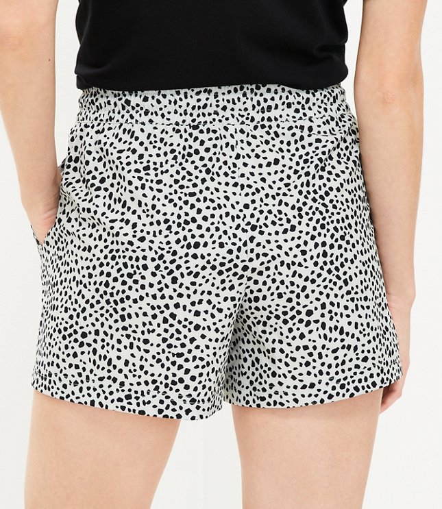 Lou & Grey Leopard Print Wanderweave Drawstring Shorts