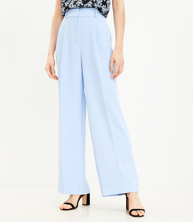 Peyton Trouser Pants in Crepe carousel Product Image 1