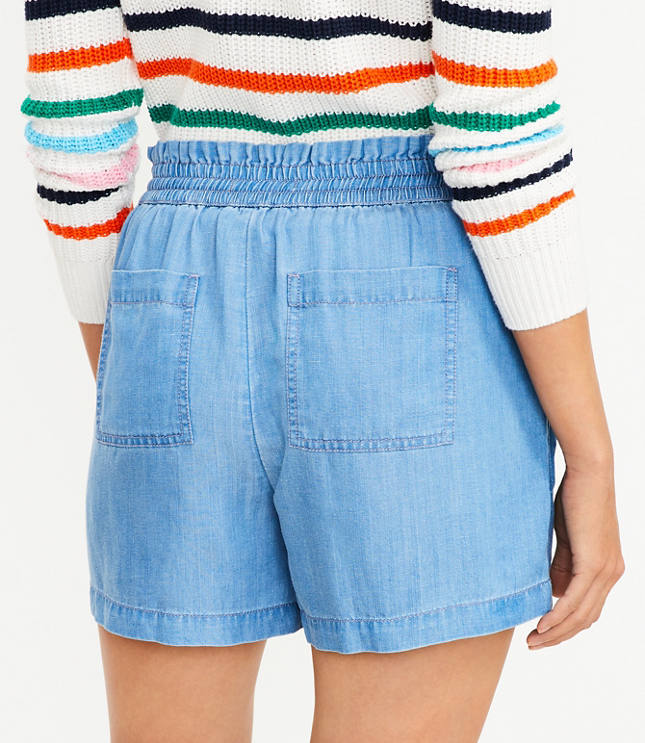 LIGHT CHAMBRAY PULL ON SHORT