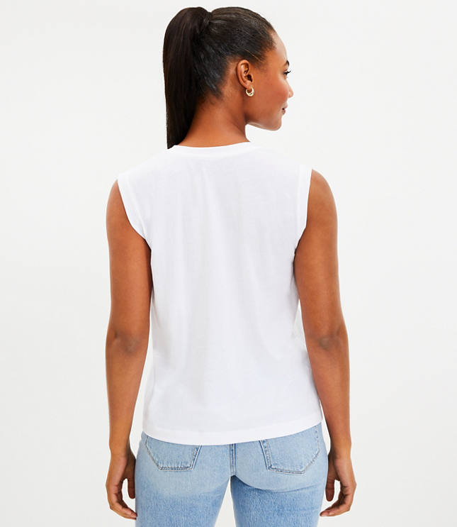 White sleeveless best sale t shirt