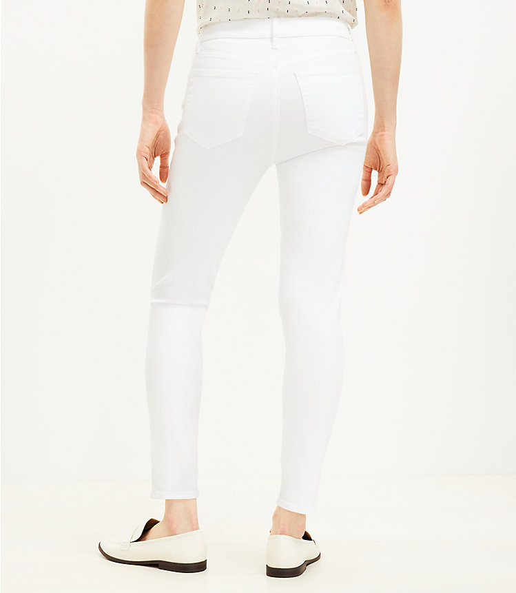 Petite Curvy Mid Rise Skinny Jeans in White image number null