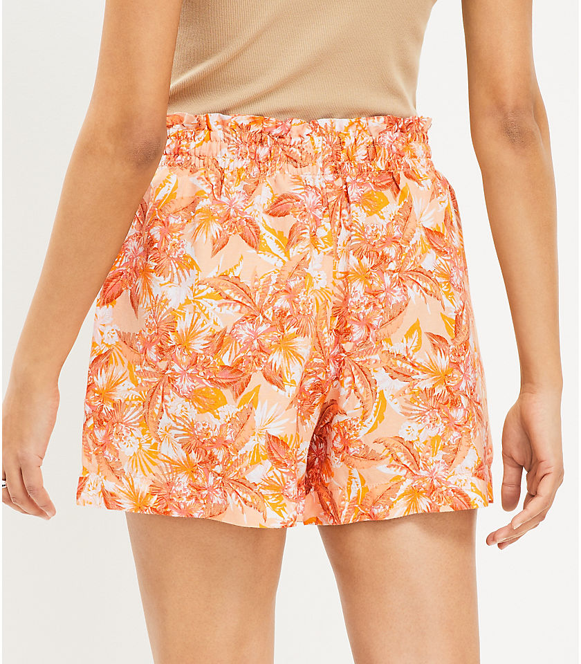 Pull On Linen Blend Shorts in Palm Leaf