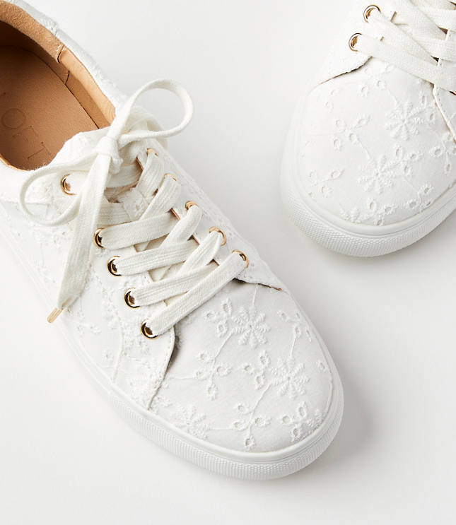 Eyelet lace 2024 up sneakers