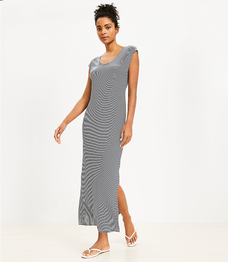Lou & Grey Striped Signaturesoft Scoop Neck Maxi Dress image number null