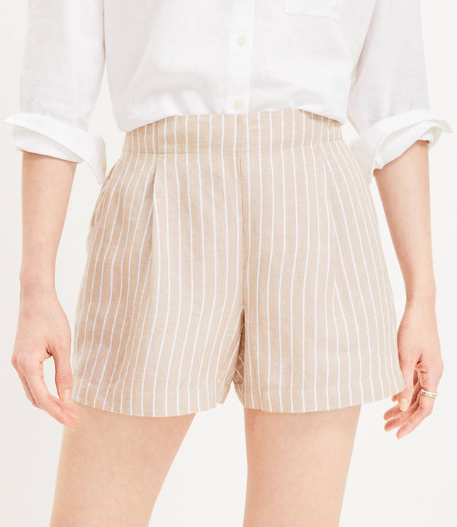 Pleated Pull On Shorts in Striped Linen Blend