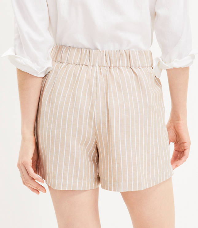 Pleated Pull On Shorts in Striped Linen Blend