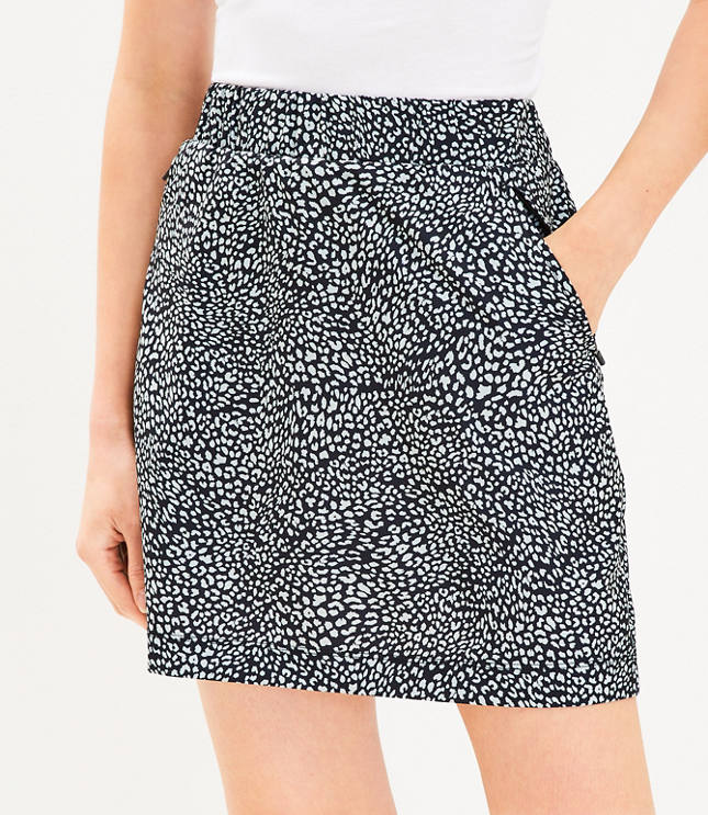 Lou & Grey Cheetah Print Wanderweave Zip Pocket Skort